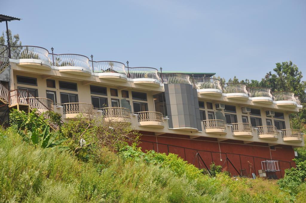 Hôtel Raval Bunglow à Panchgani Extérieur photo