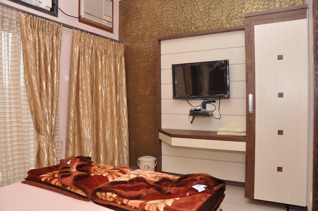 Hôtel Raval Bunglow à Panchgani Extérieur photo